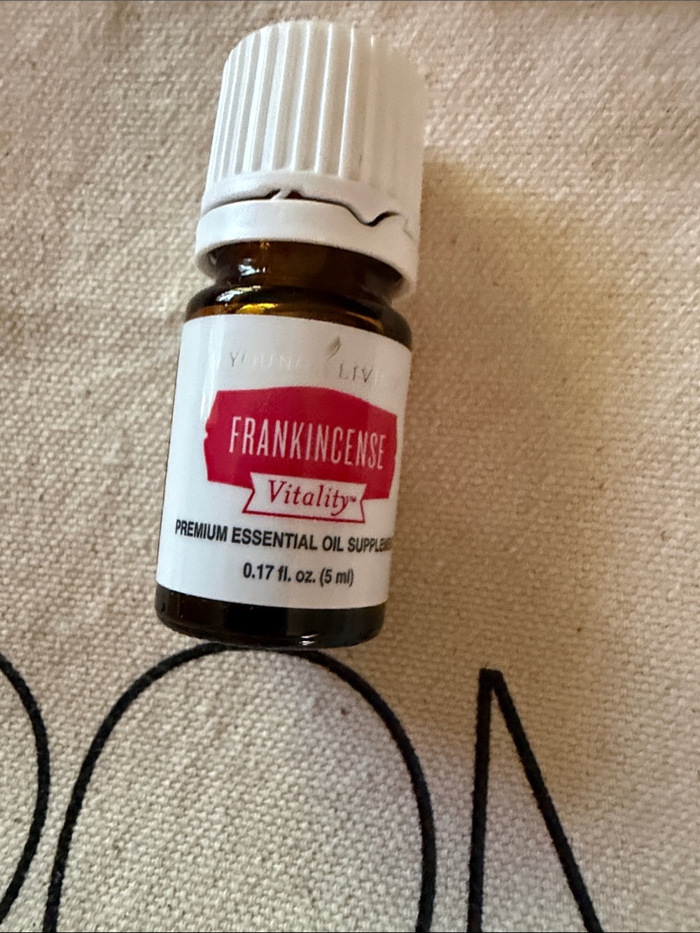 Young Living Frankincense Vitality - Red Label, White Cap